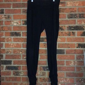 Lucky Brand Scrunched bottom leggings